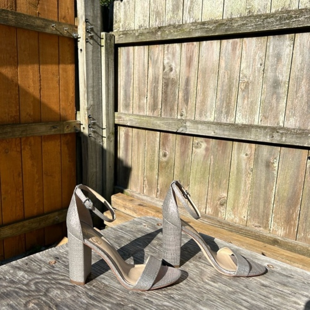 Sam Edelman block heel sandal, size 9 grey silver bridesmaid casual‎